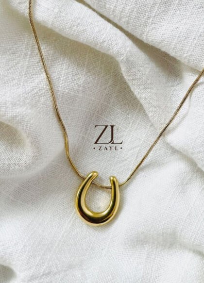 Luna Curve Necklace